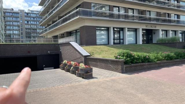 Superbe Studio Avec Une Magnifique Vue Sur La Mer. De Panne Exteriör bild